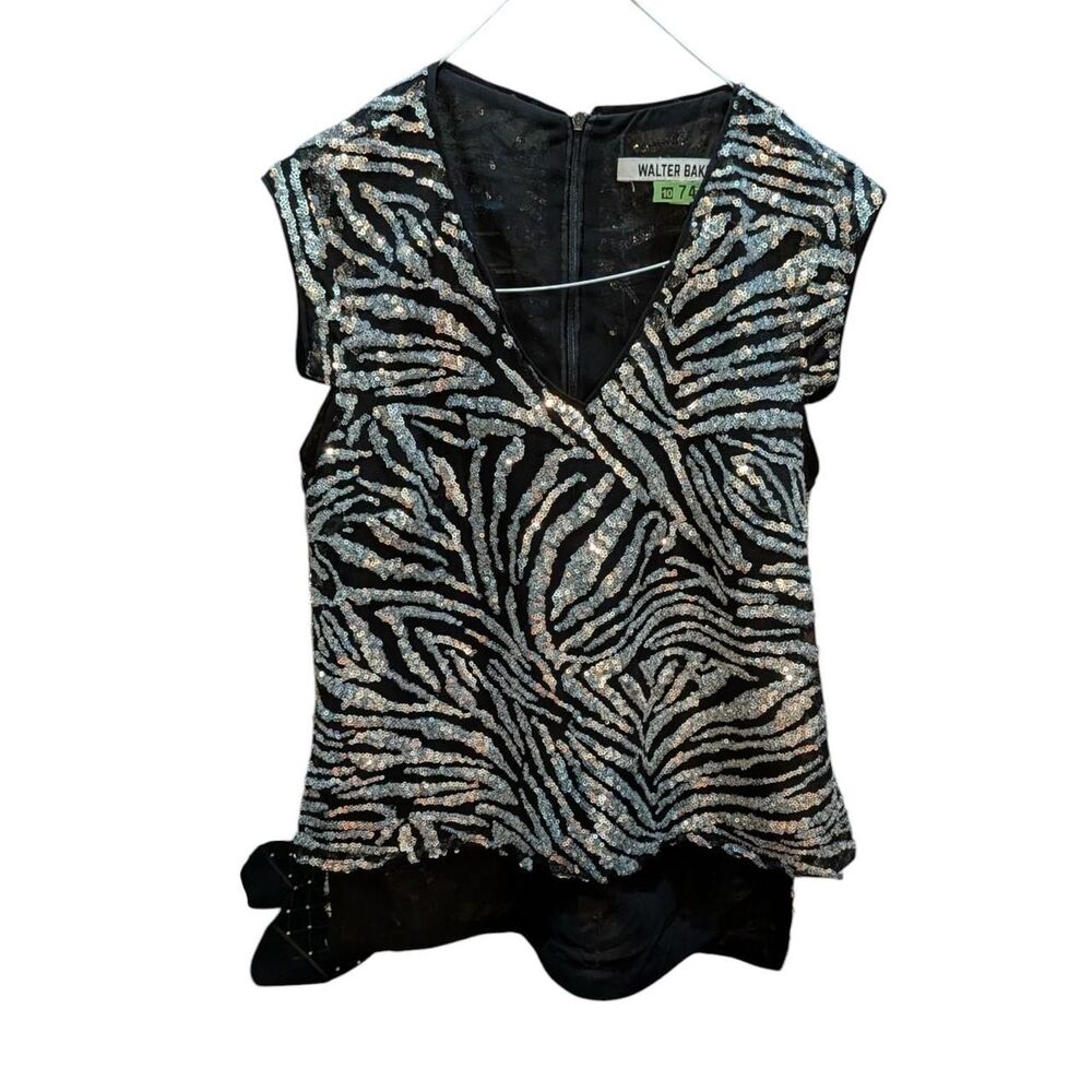 Walter-baker Women's Black and Silver Blouse